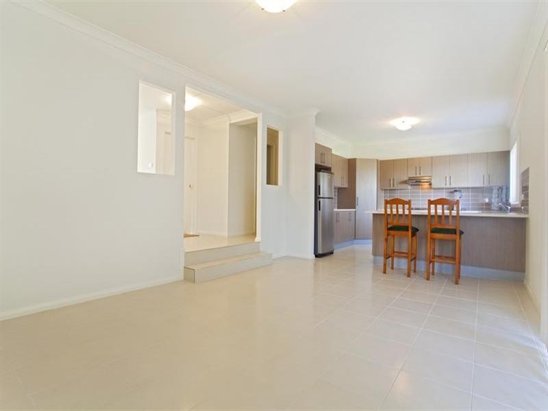 7B Bribe Close, Green Valley NSW 2168