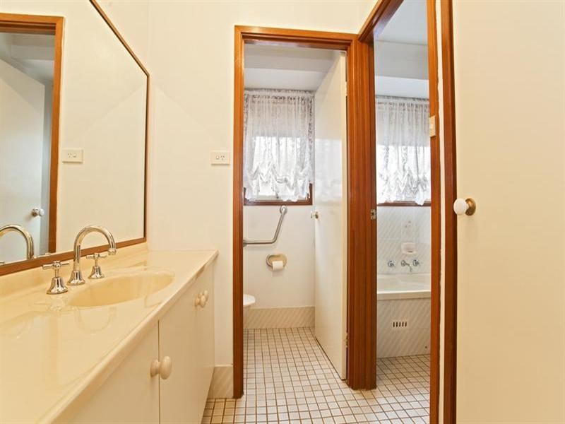 35 Kestrel Avenue, Hinchinbrook NSW 2168