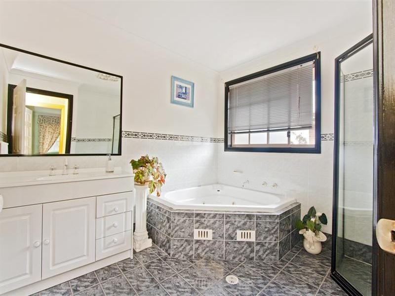 Hinchinbrook NSW 2168