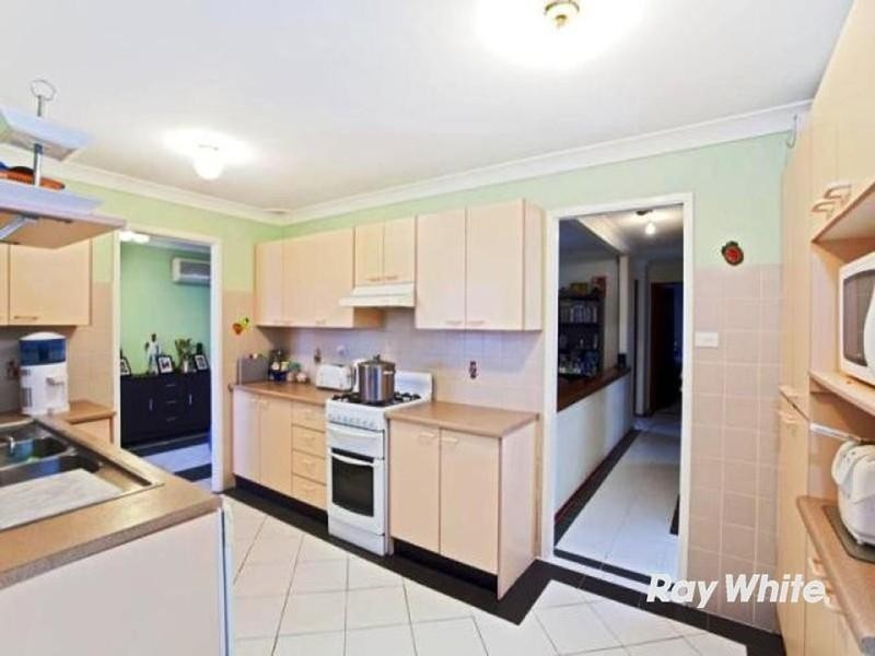 23 Oliveri Crescent, Green Valley NSW 2168