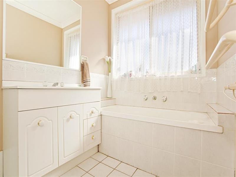 7 Mahogany Street, Prestons NSW 2170