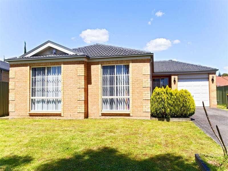 4 Lacepede Place, Hinchinbrook NSW 2168