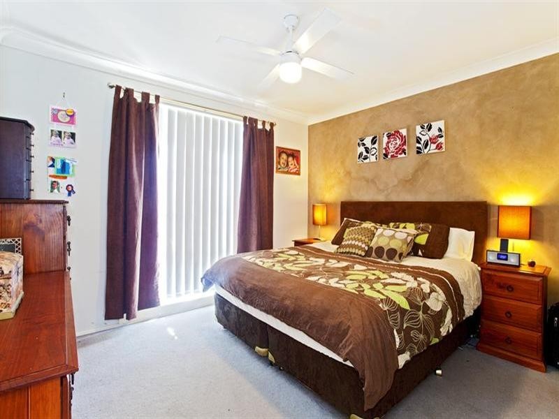 4 Lacepede Place, Hinchinbrook NSW 2168