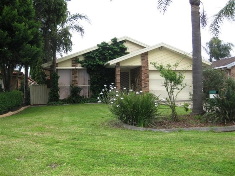 19 Albatross Avenue, Hinchinbrook NSW 2168