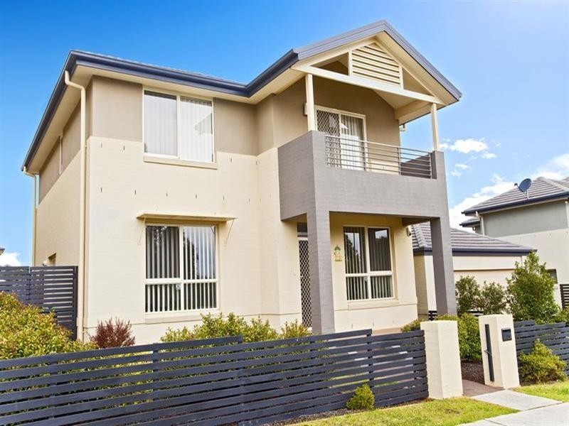 226 Carmichael Drive, West Hoxton NSW 2171