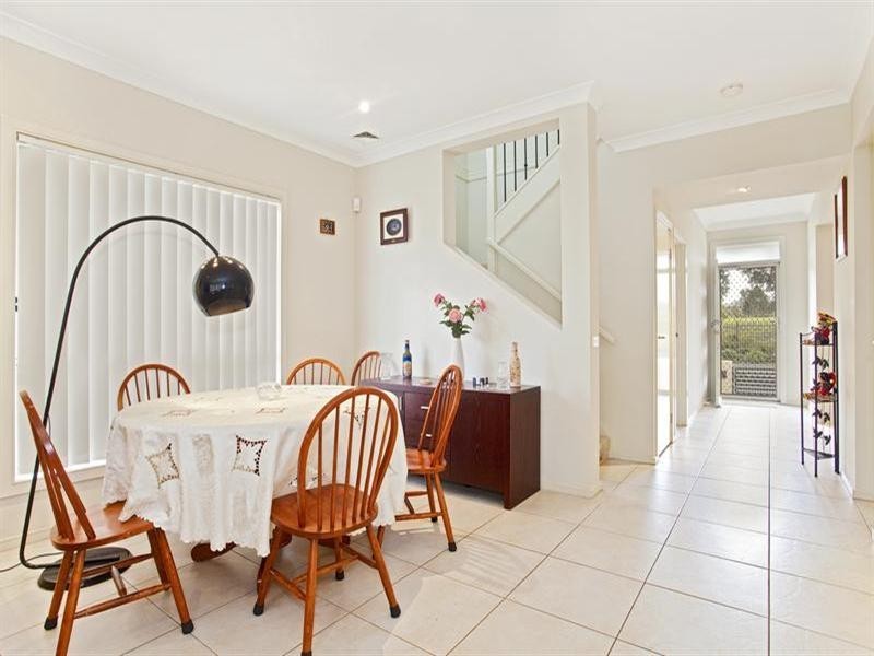 226 Carmichael Drive, West Hoxton NSW 2171