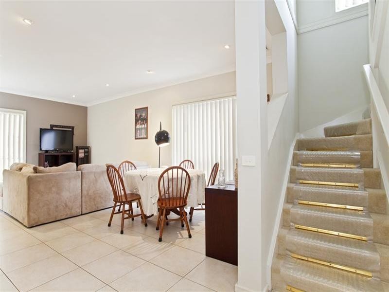226 Carmichael Drive, West Hoxton NSW 2171