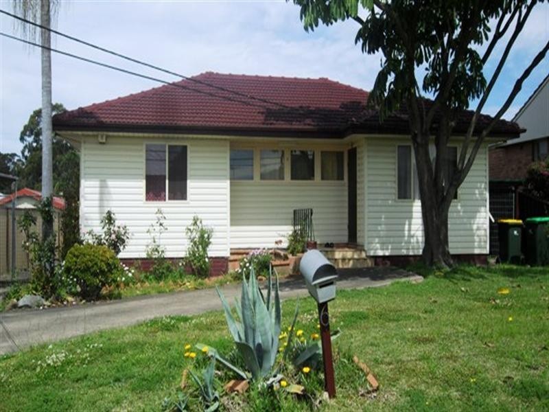 6 Ardno Street, Busby NSW 2168
