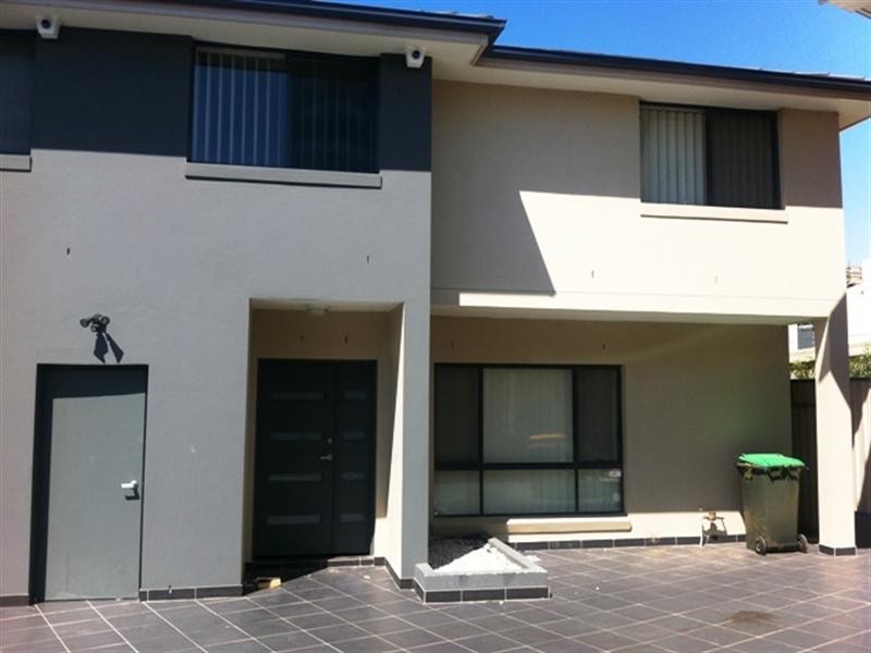 7/39 Mayberry Crescent, Liverpool NSW 2170