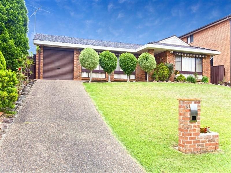 5 Penguin Parade, Hinchinbrook NSW 2168