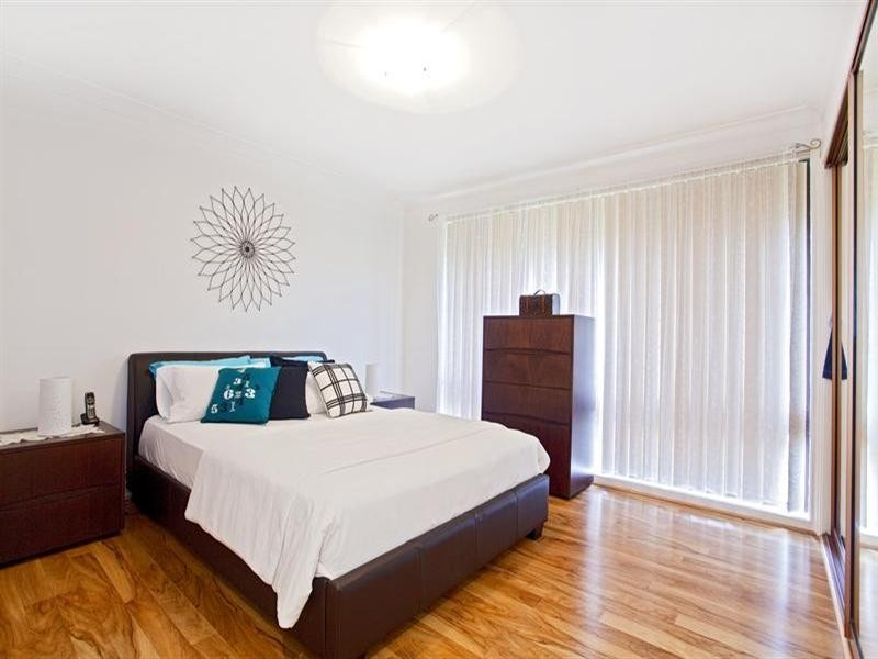 5 Penguin Parade, Hinchinbrook NSW 2168