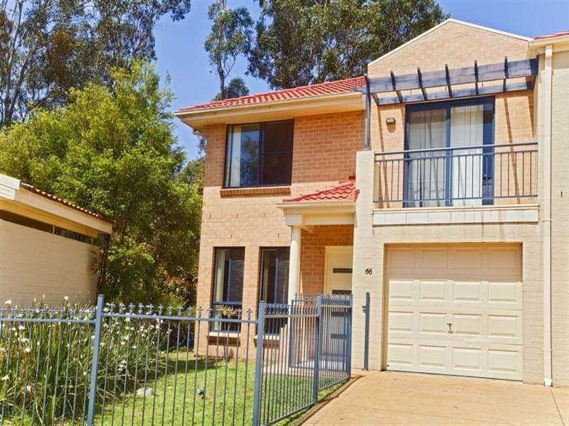 66 Coffs Harbour Avenue, Hoxton Park NSW 2171