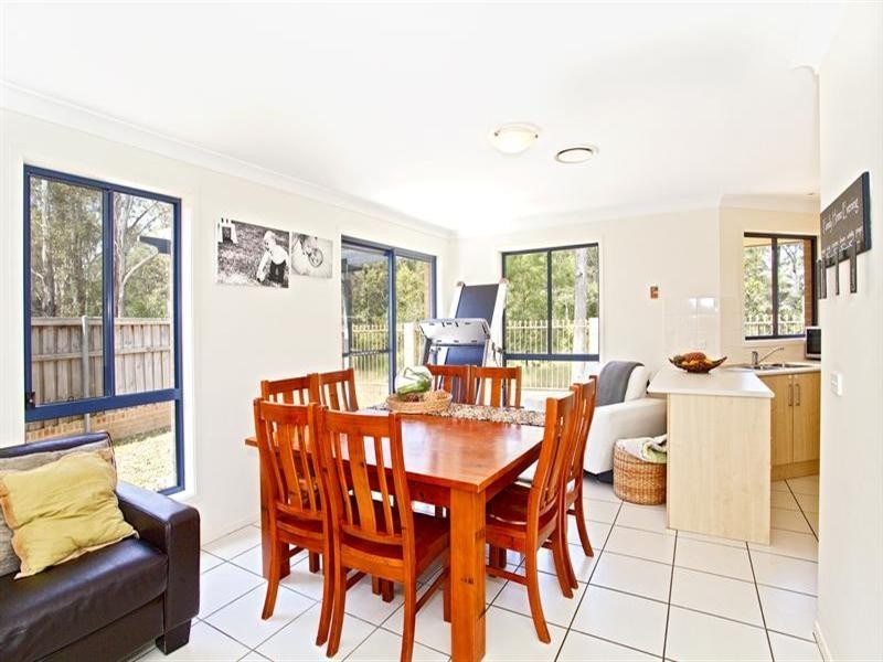 66 Coffs Harbour Avenue, Hoxton Park NSW 2171