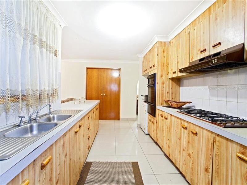 260 Whitford Road, Green Valley NSW 2168