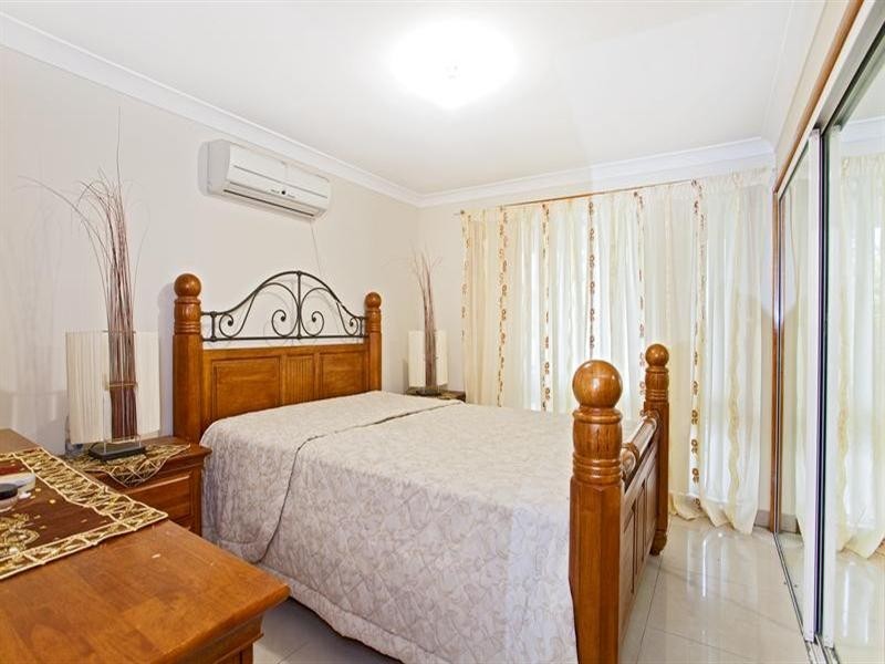 260 Whitford Road, Green Valley NSW 2168