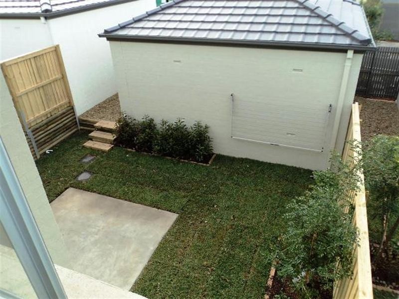 23 Lockheed Avenue, Middleton Grange NSW 2171