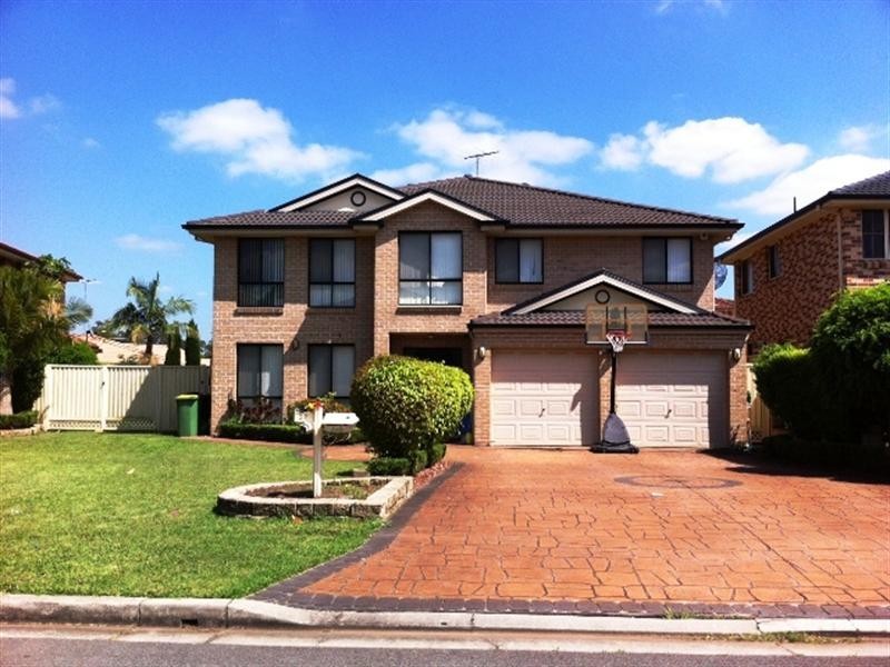 27 Hollows Place, Bonnyrigg NSW 2177