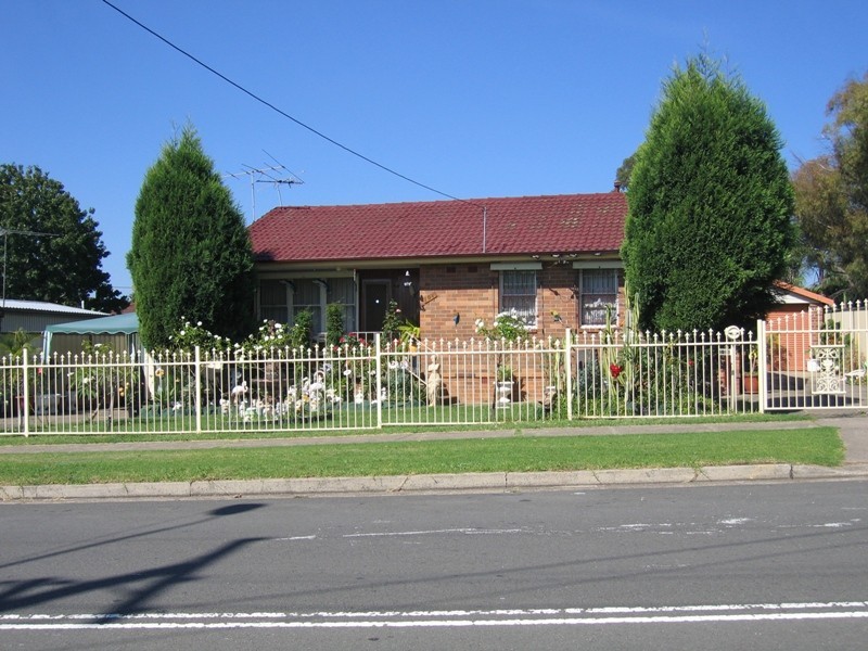 Busby NSW 2168