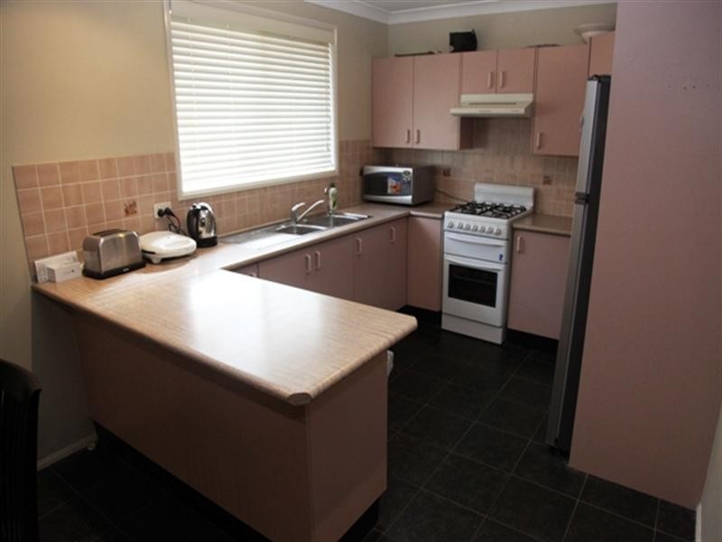 7 Murwillumbah Avenue, Hoxton Park NSW 2171