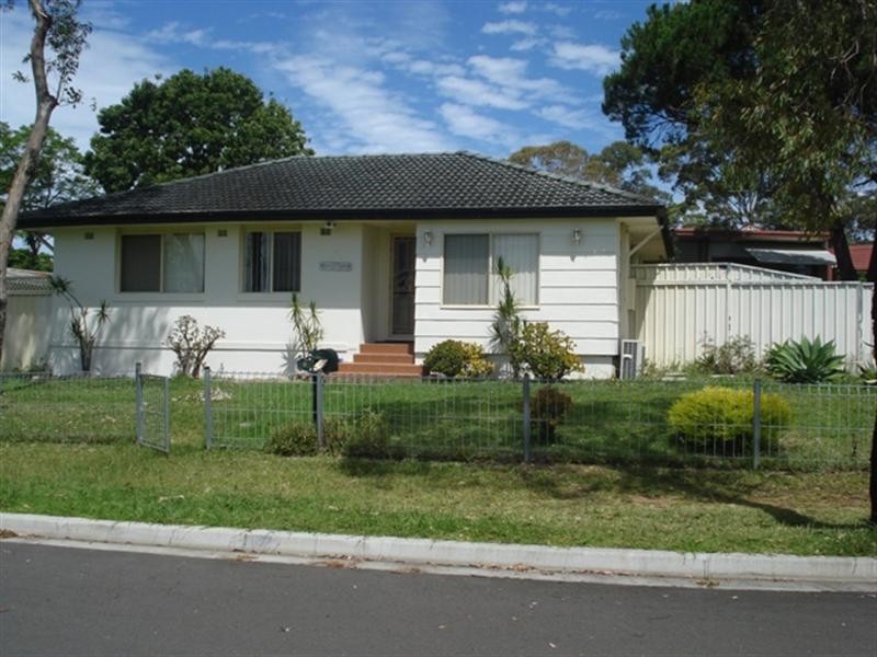 8 Gundibri Street, Busby NSW 2168