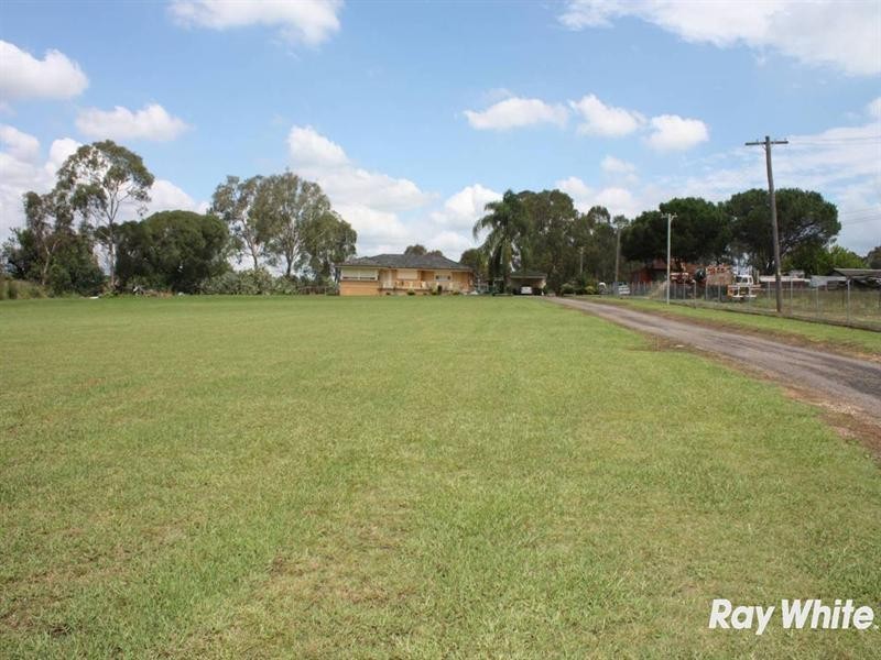 1930 Elizabeth Drive, Badgerys Creek NSW 2555