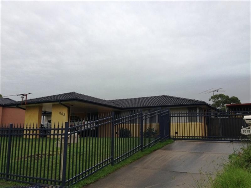 303 Newbridge Road, Chipping Norton NSW 2170