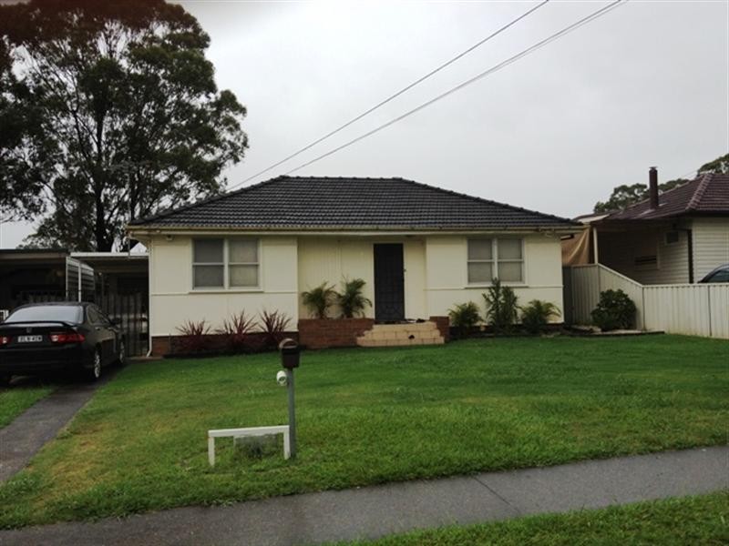 12 Kendee Street, Sadleir NSW 2168