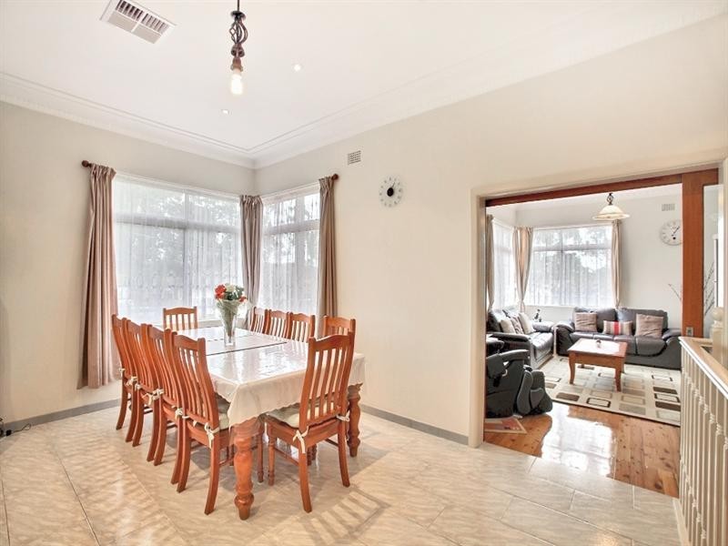 West Hoxton NSW 2171