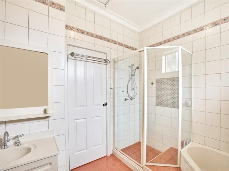 West Hoxton NSW 2171