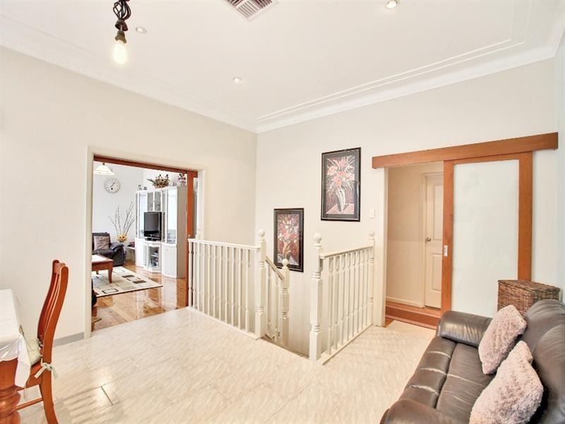 West Hoxton NSW 2171