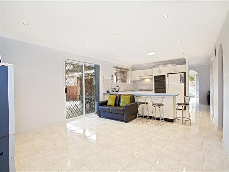 288 Whitford Road, Green Valley NSW 2168