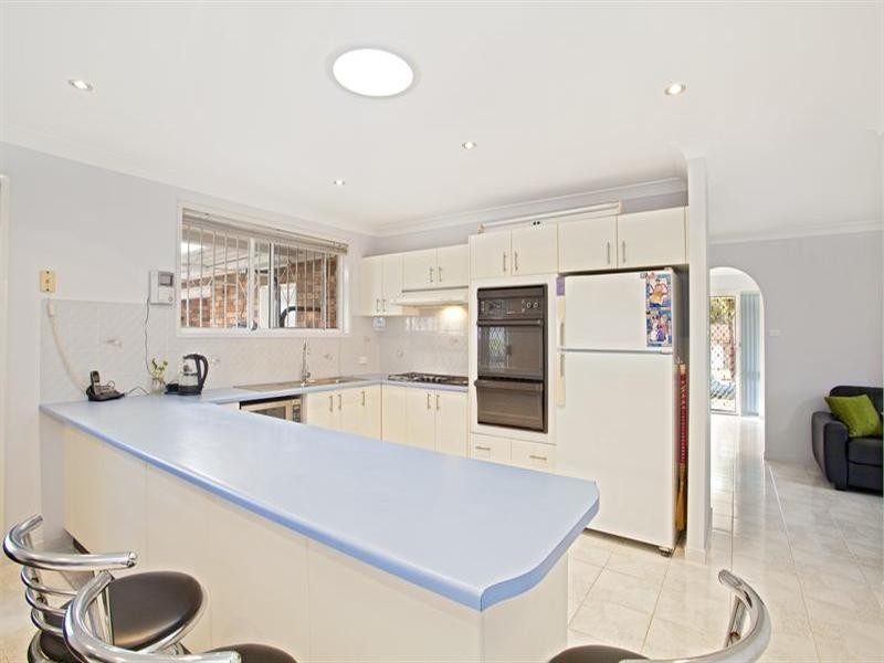 288 Whitford Road, Green Valley NSW 2168