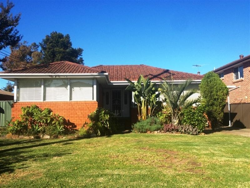 154 Alfred Road, Chipping Norton NSW 2170