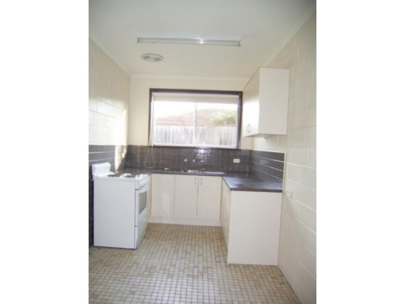 2/15 Swan Walk, Chelsea VIC 3196