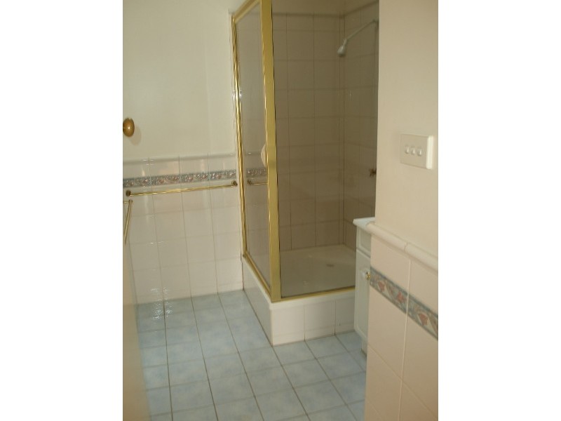 27 Bayside Grove, Seaford VIC 3198