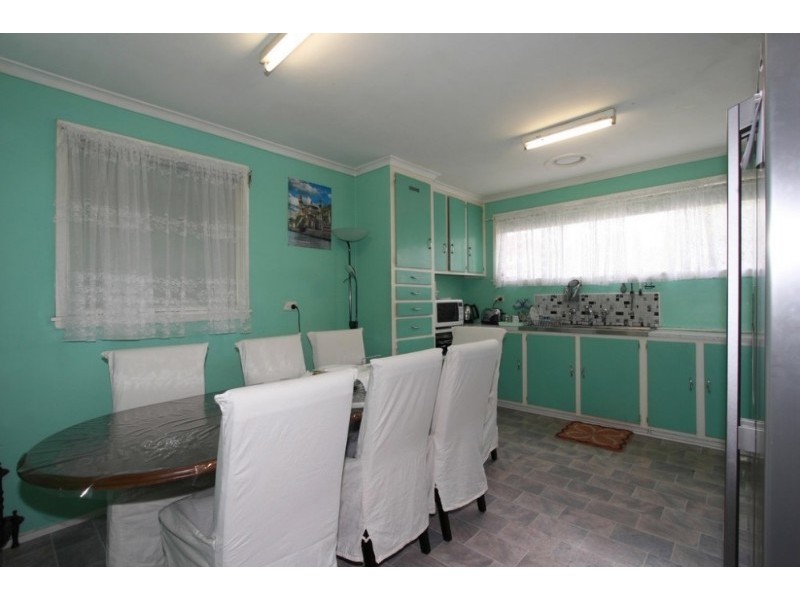 1 Agathea Court, Frankston North VIC 3200