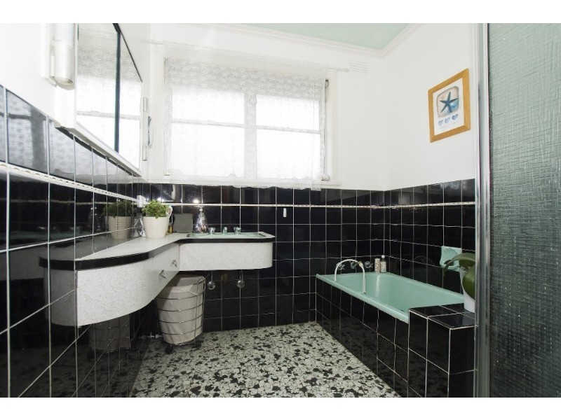 42 Whatley Street, Carrum VIC 3197