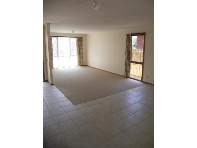 8 Ninth Avenue, Chelsea Heights VIC 3196