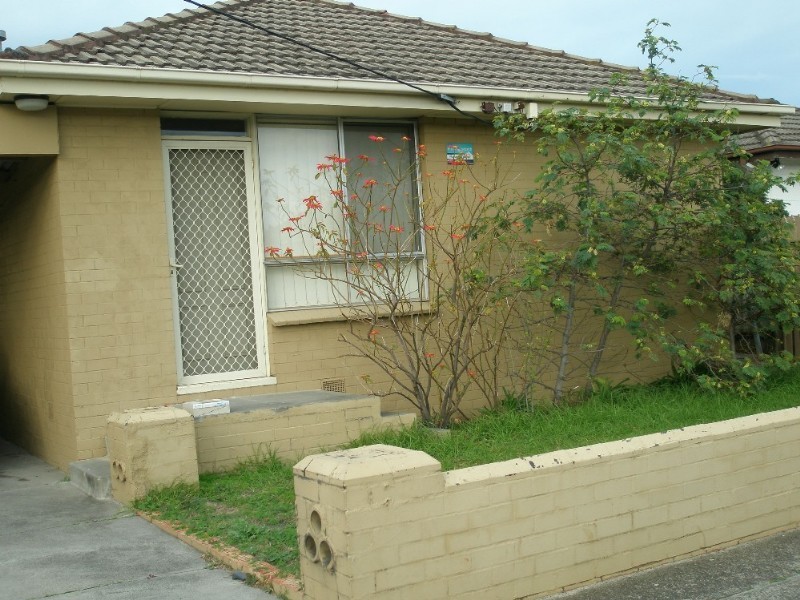 1/48 Embankment Grove, Chelsea VIC 3196