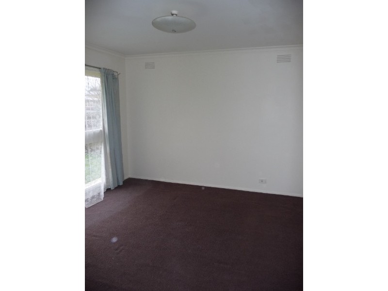 37 Belvedere Road, Seaford VIC 3198