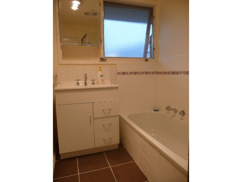 37 Belvedere Road, Seaford VIC 3198