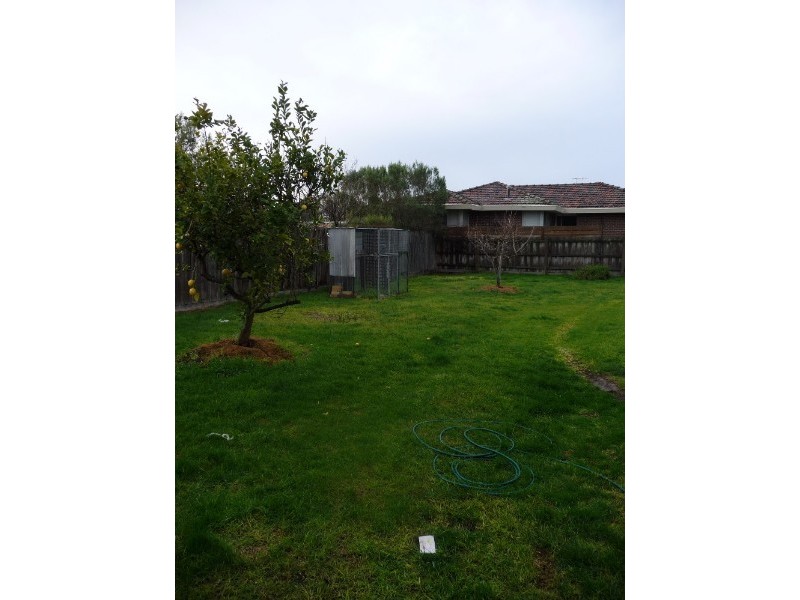 37 Belvedere Road, Seaford VIC 3198