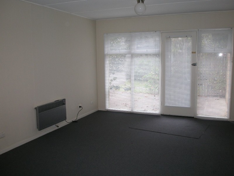 2/86 Rosslyn Avenue, Seaford VIC 3198