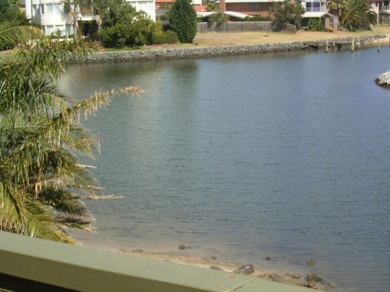 12 Manhattan Court, Patterson Lakes VIC 3197