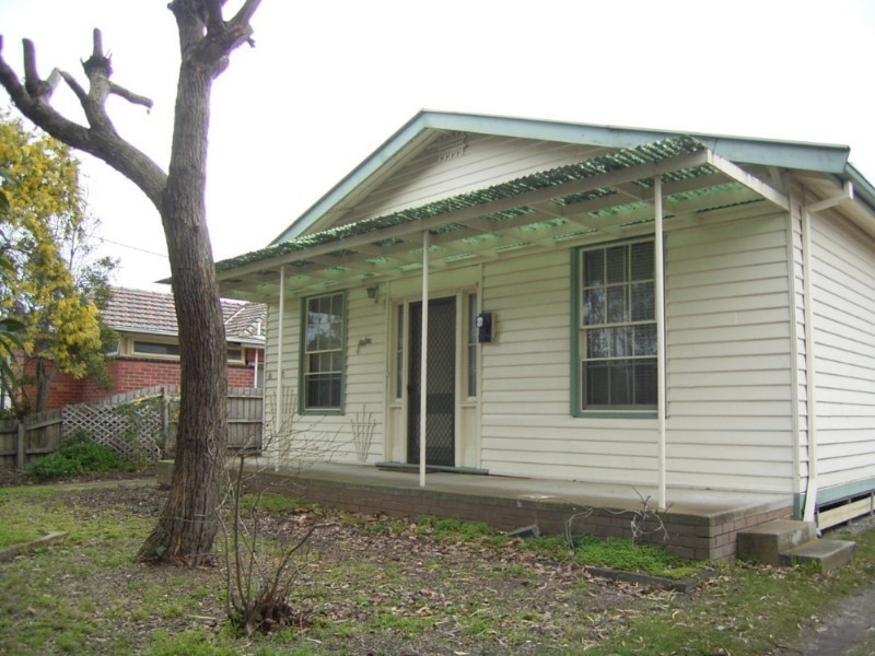 12 McKenzie Street, Seaford VIC 3198