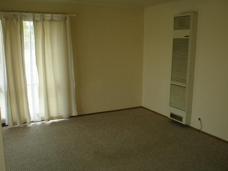 1/2 Linton Close, Chelsea Heights VIC 3196