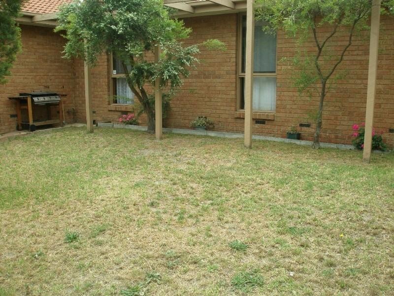 1/2 Linton Close, Chelsea Heights VIC 3196