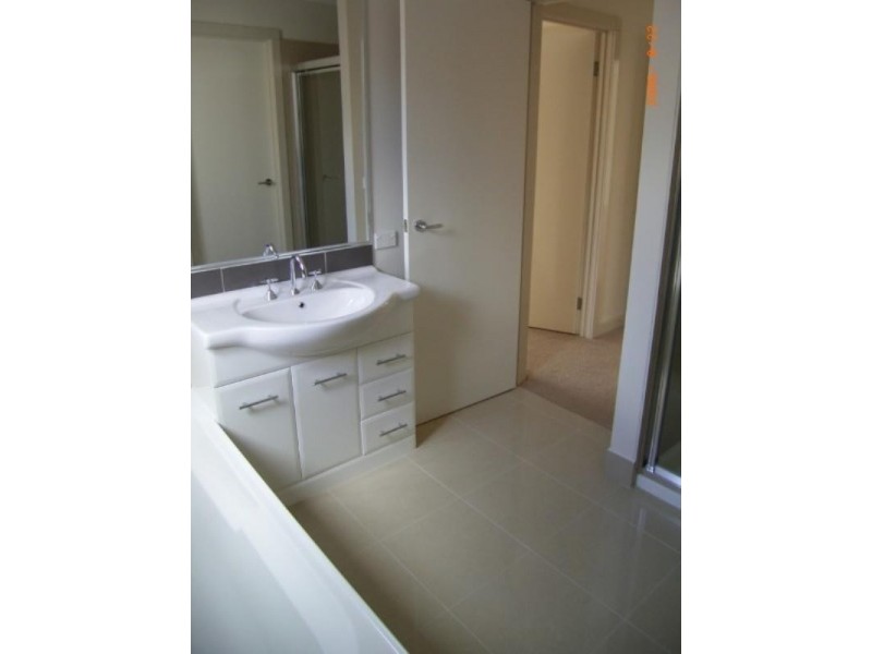 6/10 Bondi Road, Bonbeach VIC 3196