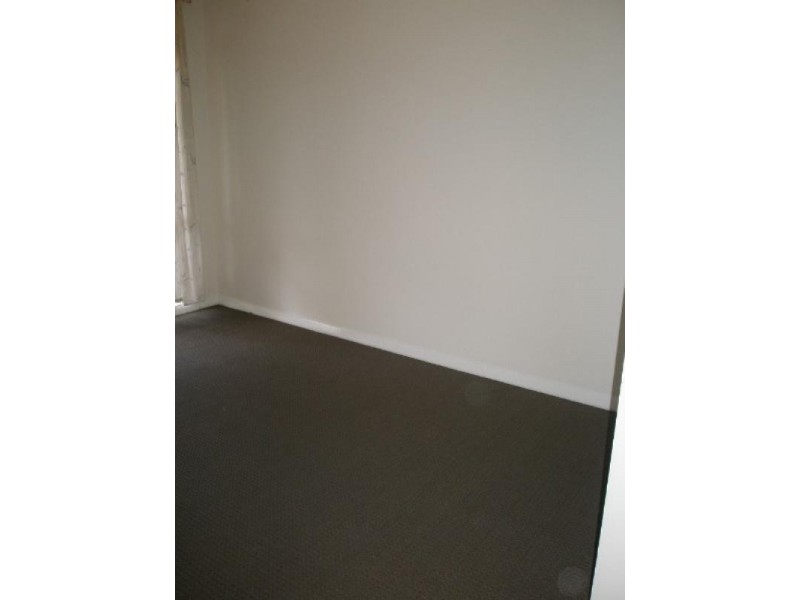 1/77 Rosslyn Avenue, Seaford VIC 3198