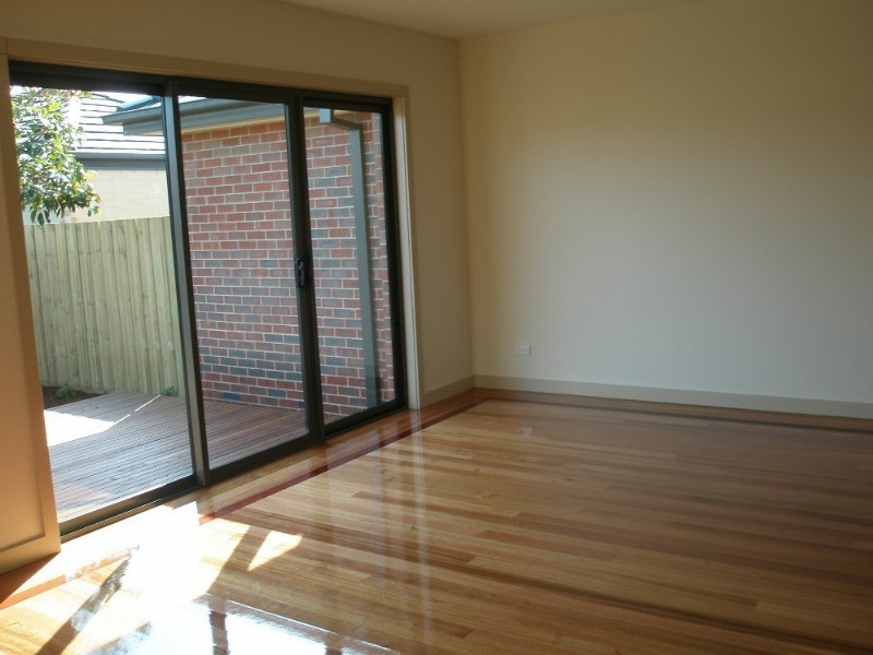 1C Golden Avenue, Chelsea VIC 3196